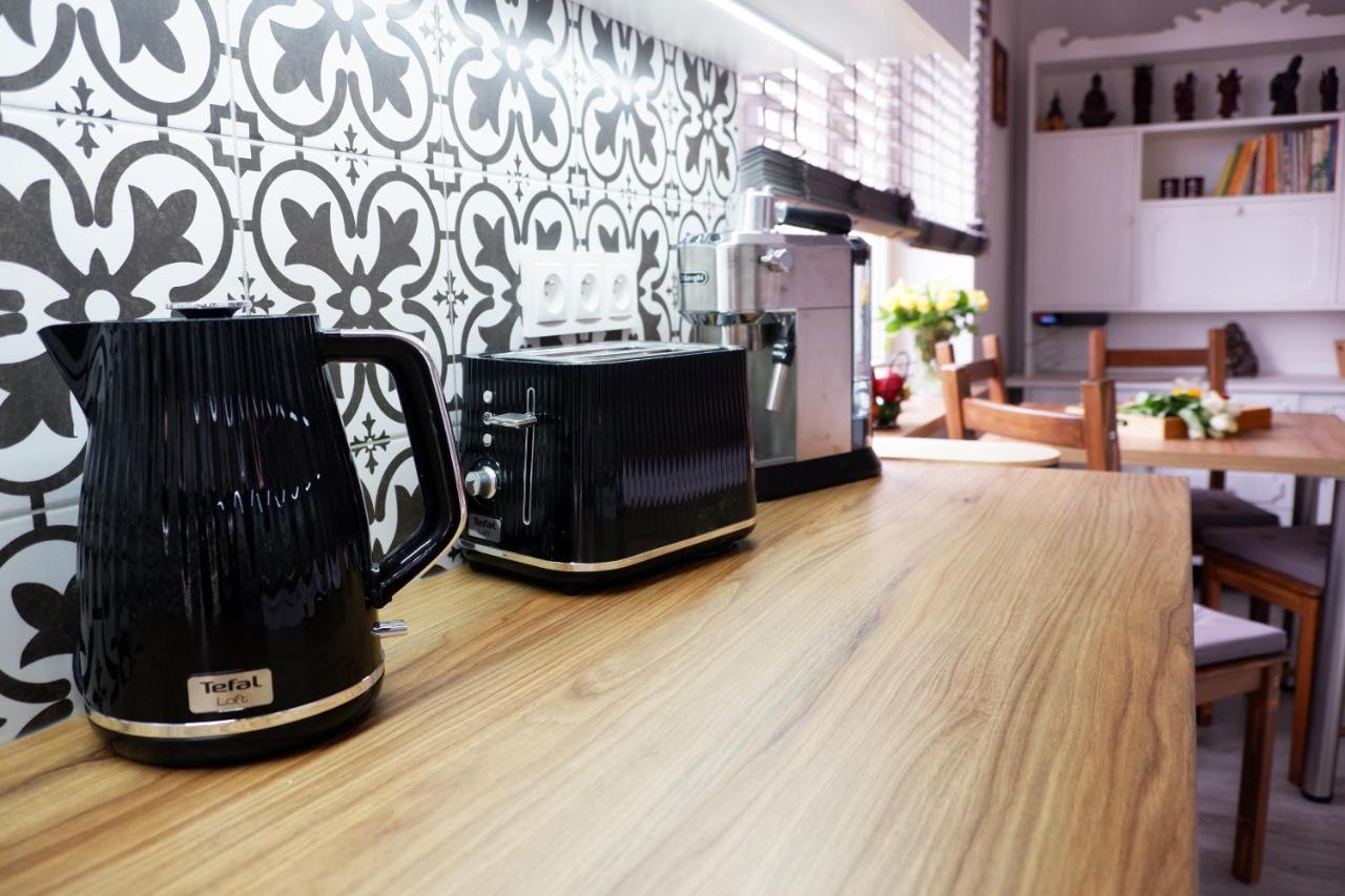 Cichy Apartament W Centrum Nowy Sacz Bagian luar foto