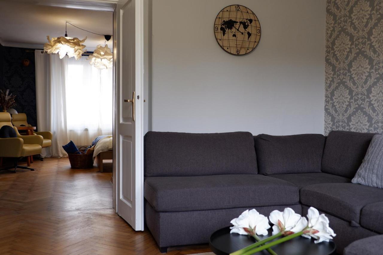 Cichy Apartament W Centrum Nowy Sacz Bagian luar foto