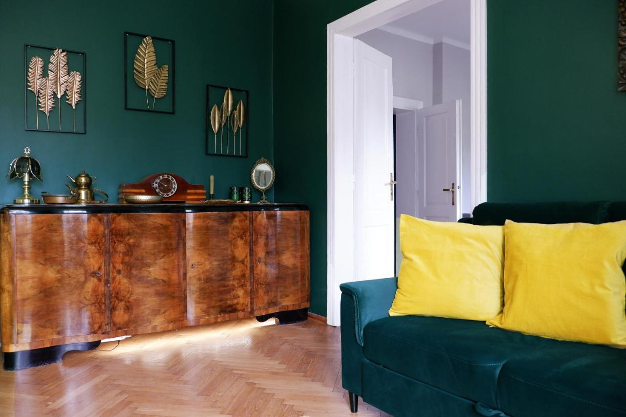 Cichy Apartament W Centrum Nowy Sacz Bagian luar foto